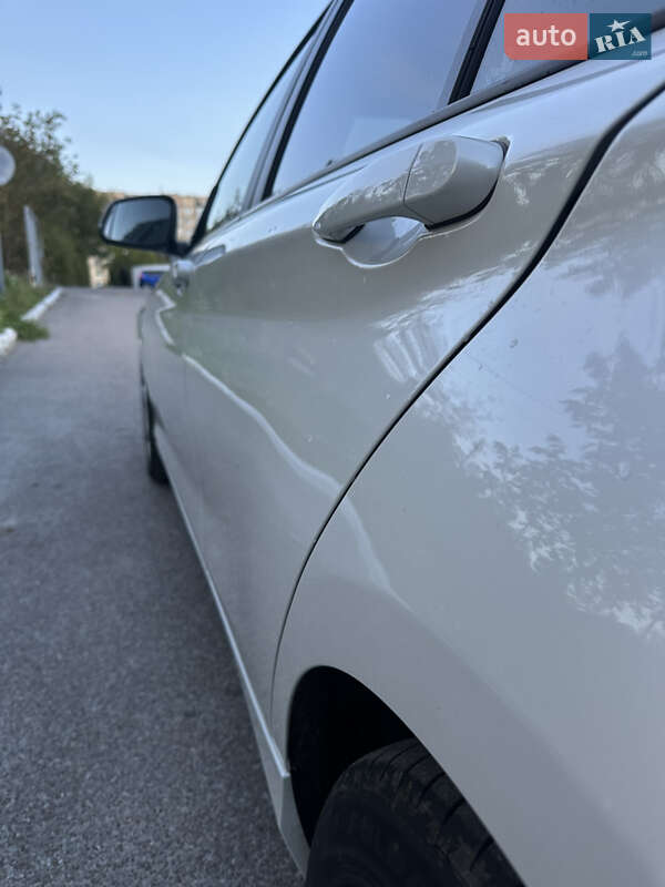 Хэтчбек BMW 1 Series 2017 в Львове