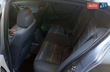 Хэтчбек BMW 1 Series 2004 в  фото 11 Хэтчбек BMW 1 Series 2004 в