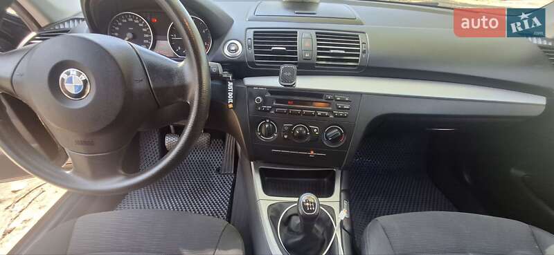 Хэтчбек BMW 1 Series 2010 в Сумах фото 13 Хэтчбек BMW 1 Series 2010 в Сумах