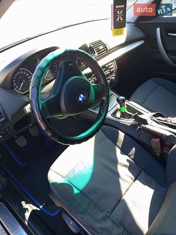 Хетчбек BMW 1 Series 2006 в Жмеринці