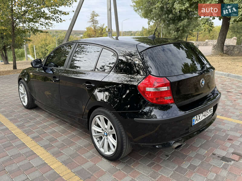 Хэтчбек BMW 1 Series 2010 в Кропивницком фото 6 Хэтчбек BMW 1 Series 2010 в Кропивницком