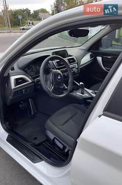 Хэтчбек BMW 1 Series 2017 в 