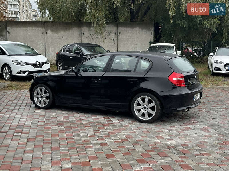 Хэтчбек BMW 1 Series 2009 в Виннице фото 28 Хэтчбек BMW 1 Series 2009 в Виннице