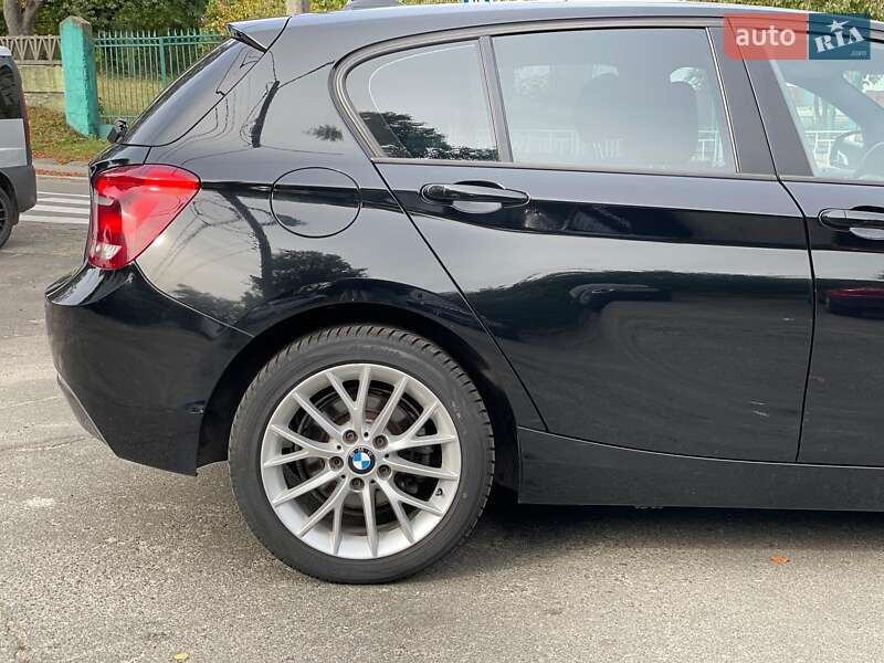 Хэтчбек BMW 1 Series 2012 в Киеве