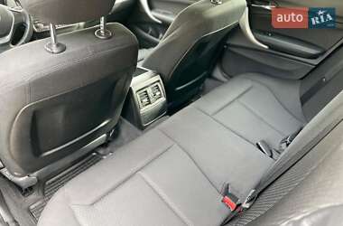 Хэтчбек BMW 1 Series 2012 в 