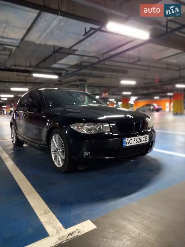 Хэтчбек BMW 1 Series 2006 в Луцке фото Хэтчбек BMW 1 Series 2006 в Луцке
