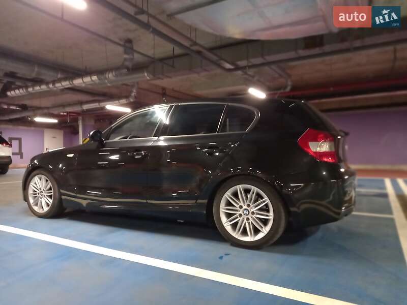 Хэтчбек BMW 1 Series 2006 в Луцке фото 5 Хэтчбек BMW 1 Series 2006 в Луцке
