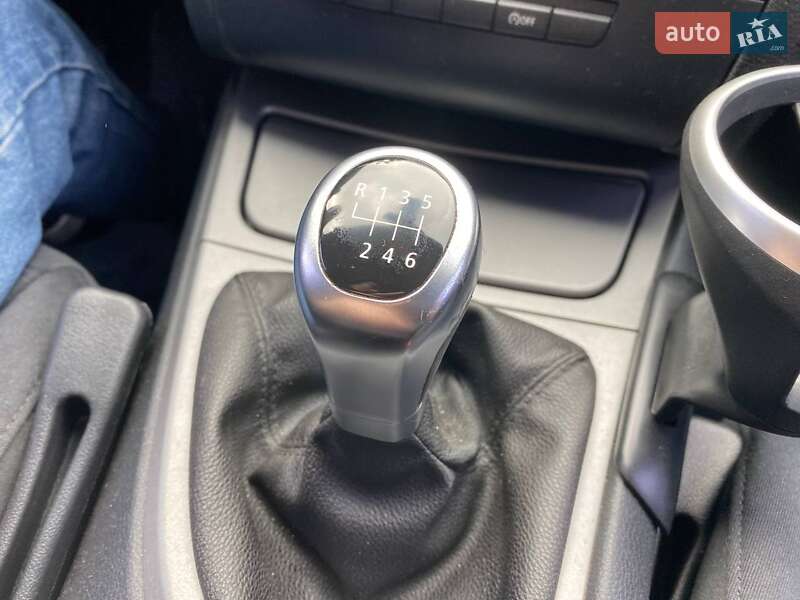 Хэтчбек BMW 1 Series 2010 в Киеве фото 20 Хэтчбек BMW 1 Series 2010 в Киеве