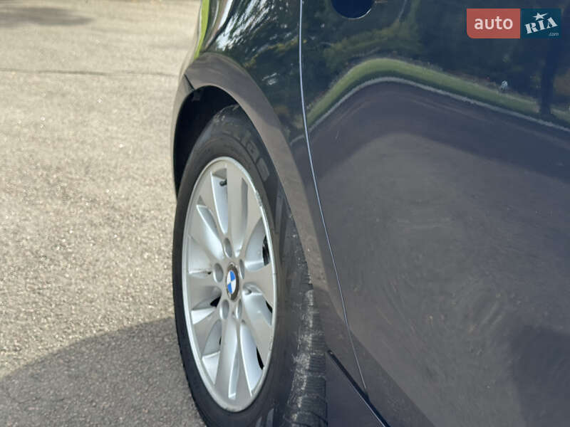 Хетчбек BMW 1 Series 2006 в Рівному фото 24 Хетчбек BMW 1 Series 2006 в Рівному