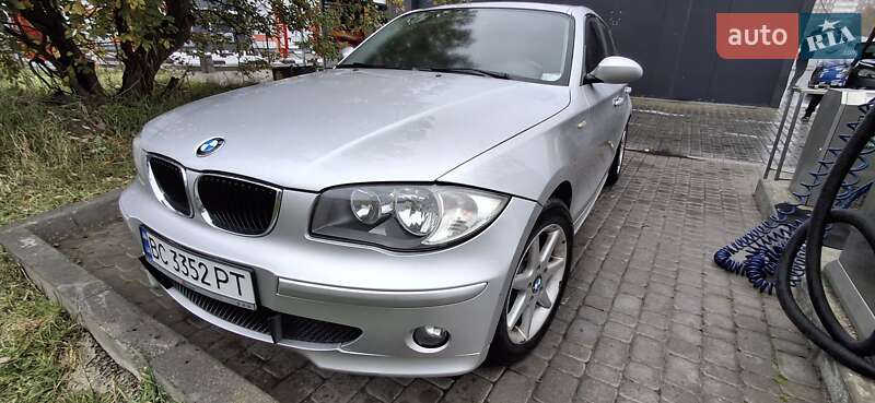 Хэтчбек BMW 1 Series 2006 в Львове