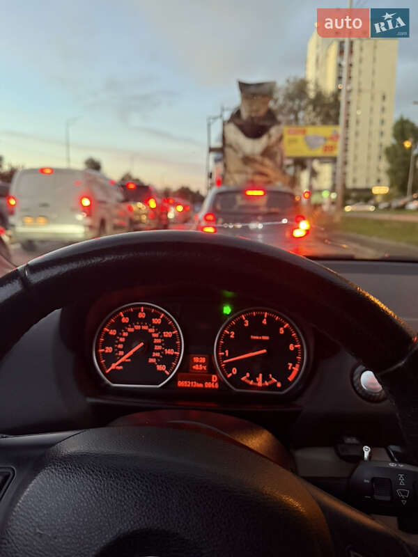 Купе BMW 1 Series 2011 в Киеве фото 19 Купе BMW 1 Series 2011 в Киеве