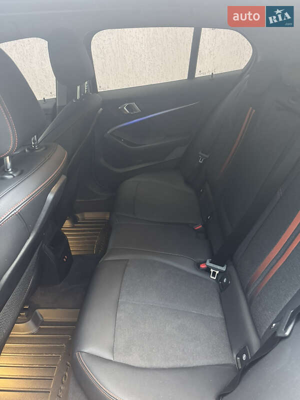Хэтчбек BMW 1 Series 2021 в Барановке
