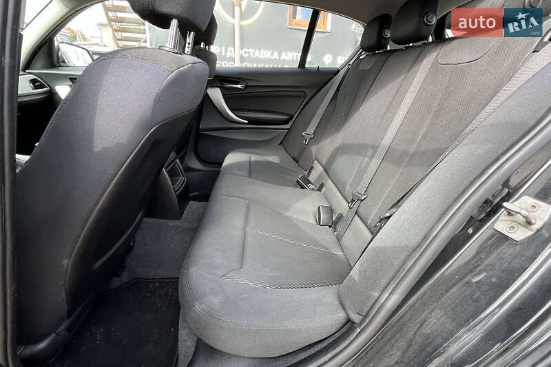 Хетчбек BMW 1 Series 2015 в Стрию фото 13 Хетчбек BMW 1 Series 2015 в Стрию