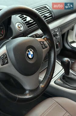 Хэтчбек BMW 1 Series 2006 в  фото 24 Хэтчбек BMW 1 Series 2006 в