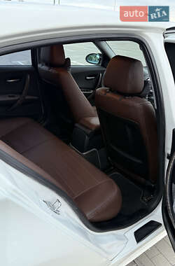 Хэтчбек BMW 1 Series 2006 в  фото 27 Хэтчбек BMW 1 Series 2006 в