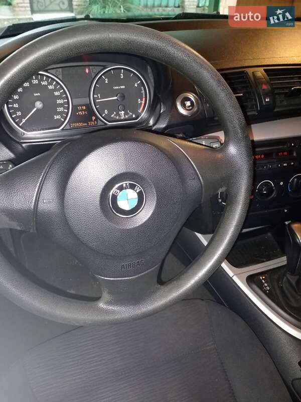 Хетчбек BMW 1 Series 2009 в Чорноморську