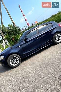 Хэтчбек BMW 1 Series 2005 в Харькове