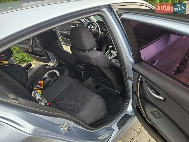 Хэтчбек BMW 1 Series 2009 в Мукачево