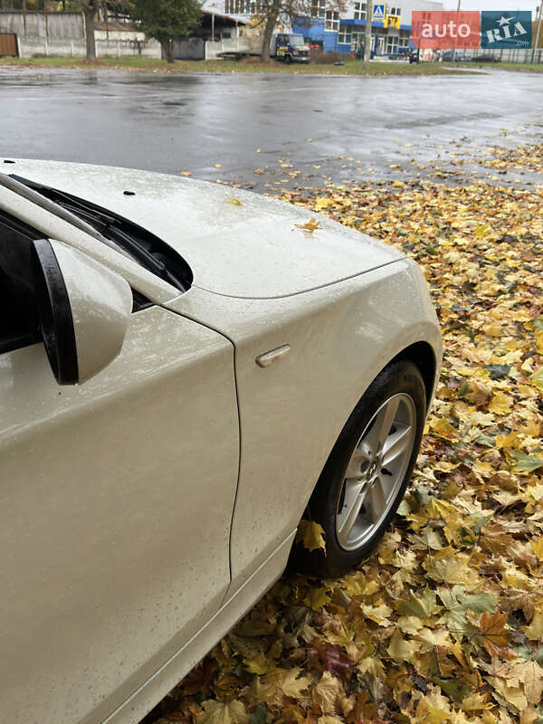 Хетчбек BMW 1 Series 2010 в Золотоноші фото 8 Хетчбек BMW 1 Series 2010 в Золотоноші