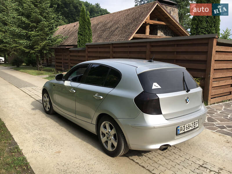 Хэтчбек BMW 1 Series 2009 в Ужгороде фото 3 Хэтчбек BMW 1 Series 2009 в Ужгороде