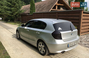 Хэтчбек BMW 1 Series 2009 в 