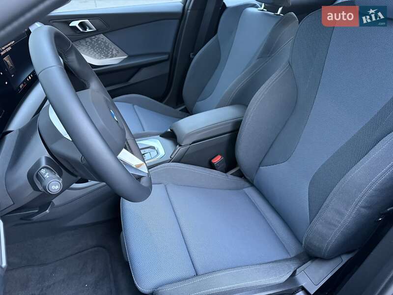 Хэтчбек BMW 1 Series 2024 в Днепре