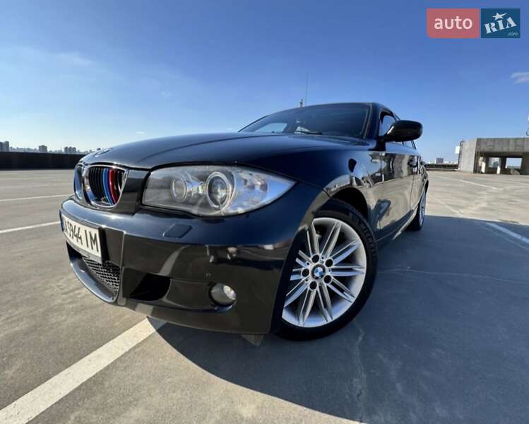 Хэтчбек BMW 1 Series 2011 в Киеве фото 3 Хэтчбек BMW 1 Series 2011 в Киеве