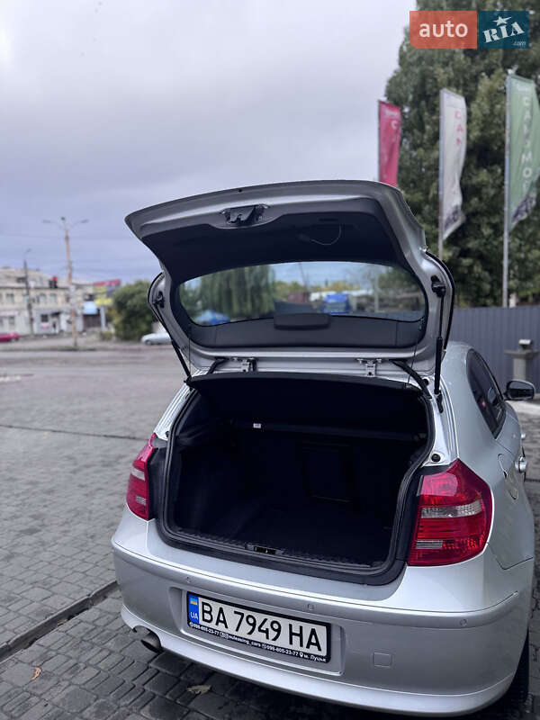Хэтчбек BMW 1 Series 2010 в Днепре фото 5 Хэтчбек BMW 1 Series 2010 в Днепре