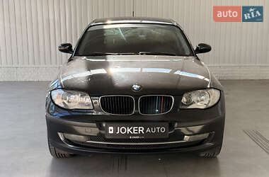 Хэтчбек BMW 1 Series 2009 в 