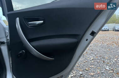 Хэтчбек BMW 1 Series 2005 в  фото 18 Хэтчбек BMW 1 Series 2005 в