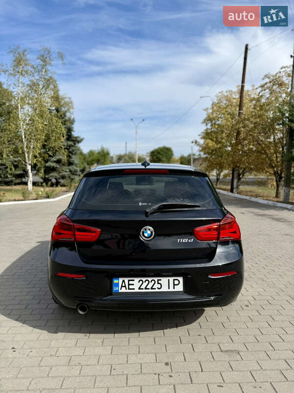 Хэтчбек BMW 1 Series 2016 в Павлограде фото 6 Хэтчбек BMW 1 Series 2016 в Павлограде