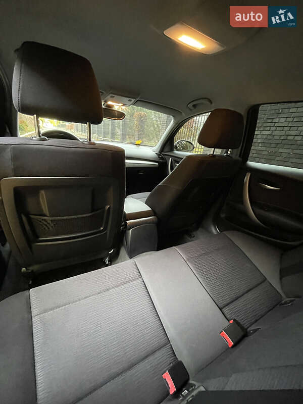 Хэтчбек BMW 1 Series 2007 в Львове фото 17 Хэтчбек BMW 1 Series 2007 в Львове