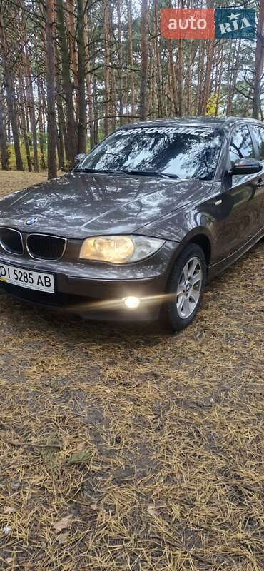 Хэтчбек BMW 1 Series 2005 в Вараше фото 20 Хэтчбек BMW 1 Series 2005 в Вараше