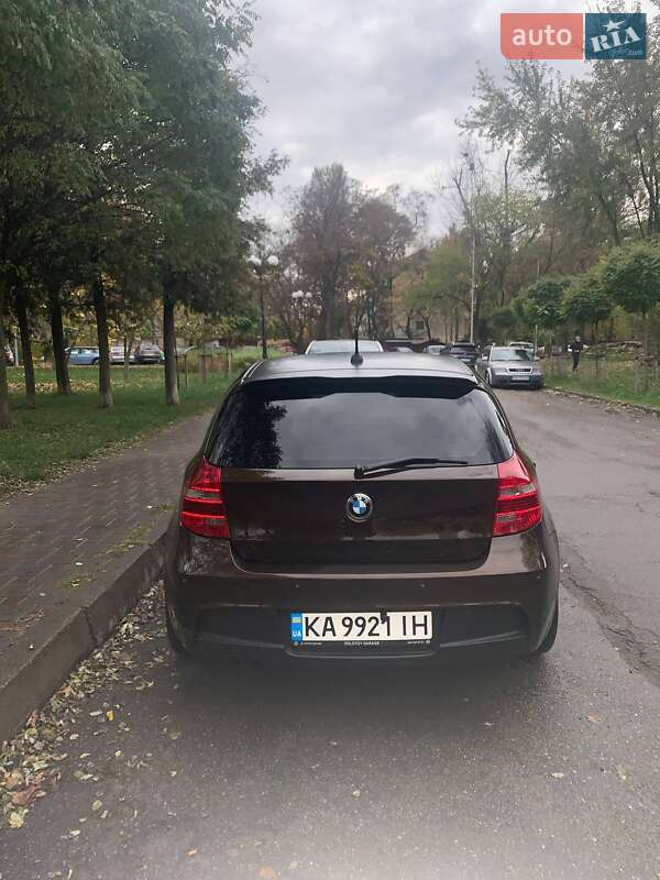 Хэтчбек BMW 1 Series 2010 в Киеве фото 8 Хэтчбек BMW 1 Series 2010 в Киеве