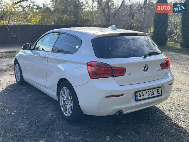 Хэтчбек BMW 1 Series 2017 в Черкассах