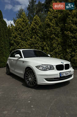 Купе BMW 1 Series 2012 в Мостиській