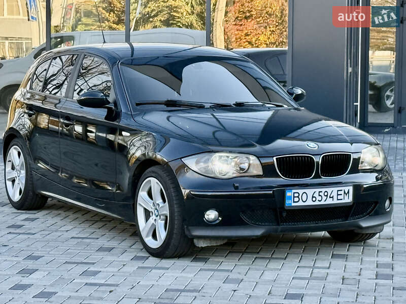 Хэтчбек BMW 1 Series 2005 в Ровно