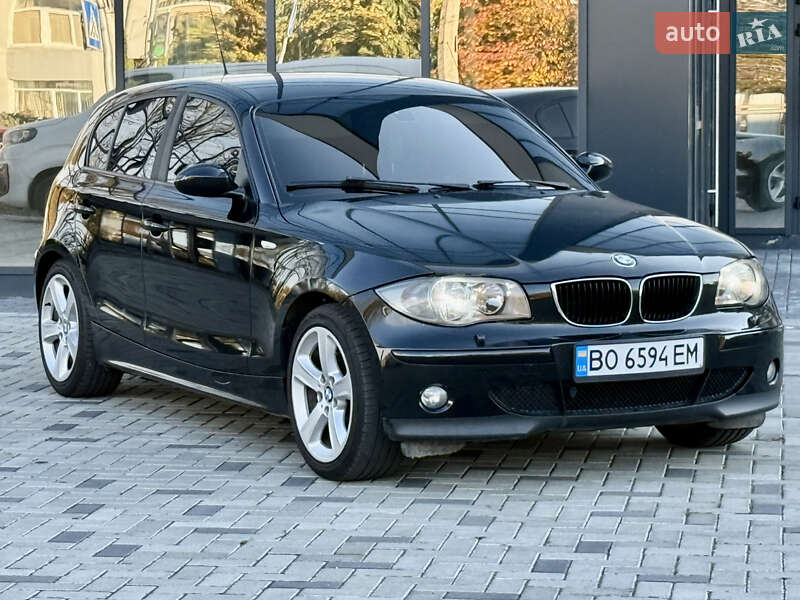 Хэтчбек BMW 1 Series 2005 в Ровно