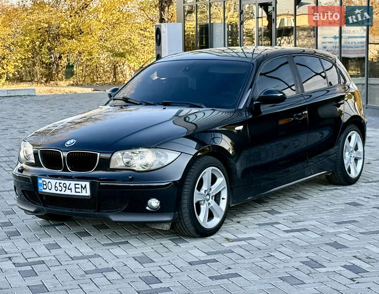 Хэтчбек BMW 1 Series 2005 в Ровно