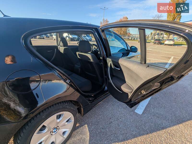 Хэтчбек BMW 1 Series 2006 в Житомире фото 16 Хэтчбек BMW 1 Series 2006 в Житомире