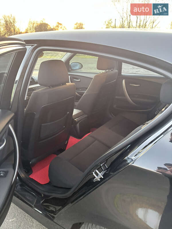 Хэтчбек BMW 1 Series 2007 в Киеве фото 10 Хэтчбек BMW 1 Series 2007 в Киеве