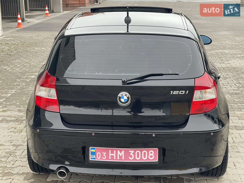 Хэтчбек BMW 1 Series 2006 в Киеве