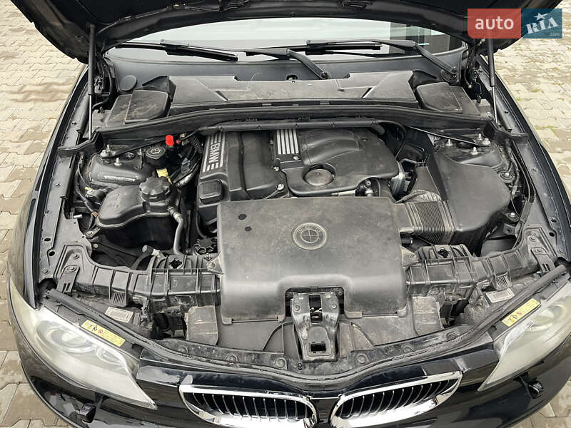 Хэтчбек BMW 1 Series 2006 в Киеве