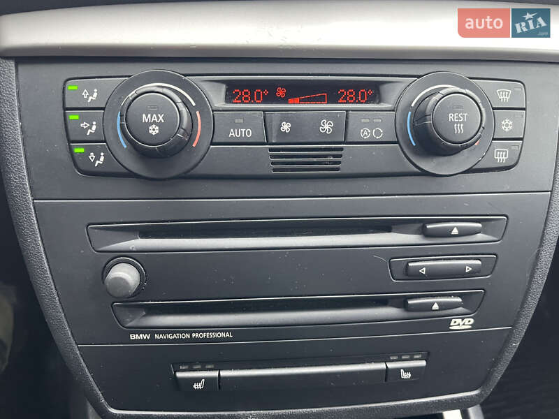 Хэтчбек BMW 1 Series 2006 в Киеве