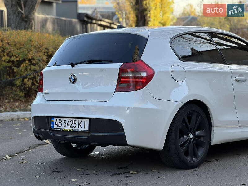 Хэтчбек BMW 1 Series 2008 в Киеве