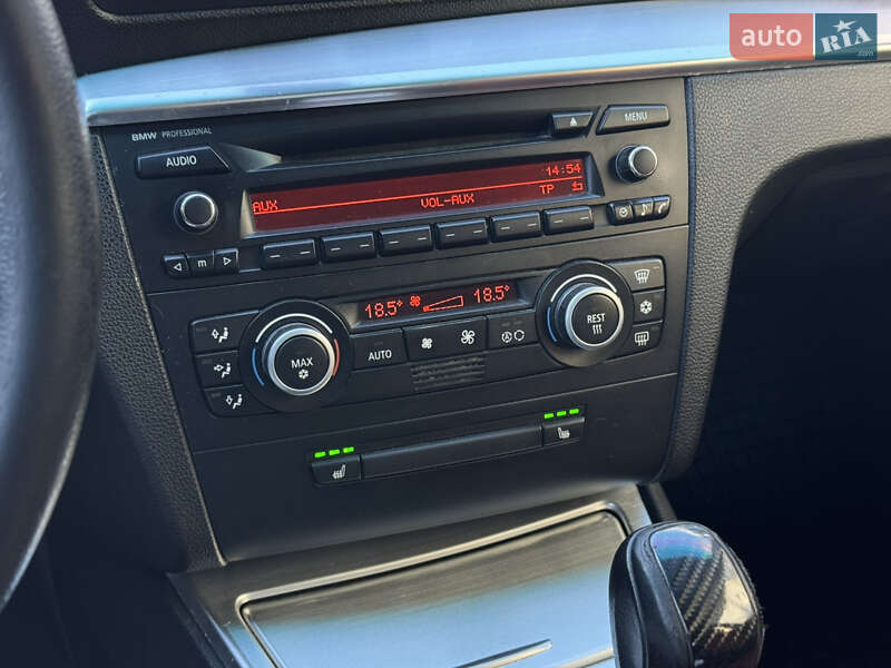 Хэтчбек BMW 1 Series 2008 в Киеве