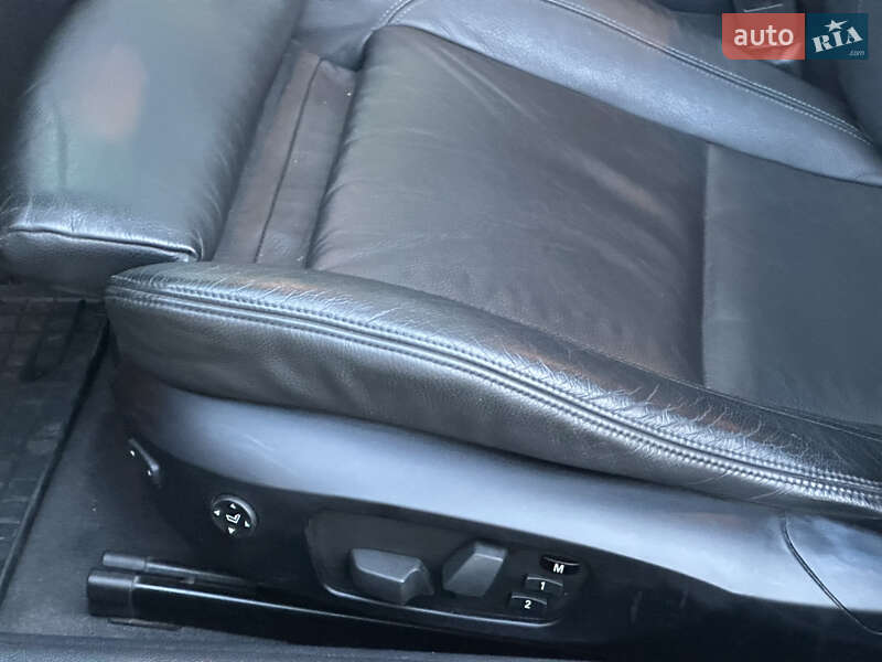 Купе BMW 1 Series 2009 в Киеве