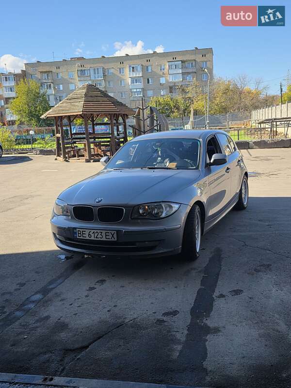 Хэтчбек BMW 1 Series 2010 в Николаеве фото 8 Хэтчбек BMW 1 Series 2010 в Николаеве