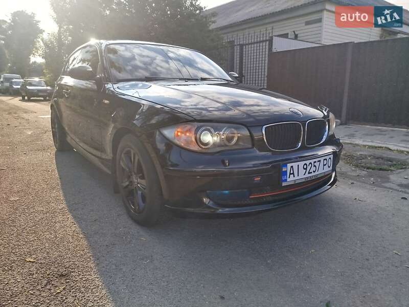 Купе BMW 1 Series 2007 в Киеве фото 2 Купе BMW 1 Series 2007 в Киеве