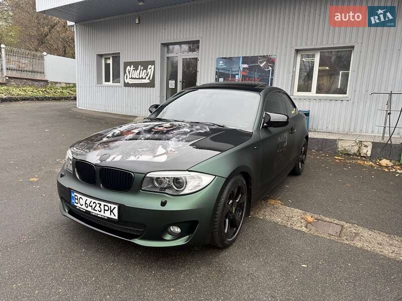 Купе BMW 1 Series 2012 в Киеве